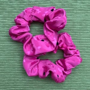 SCRUNCHIES